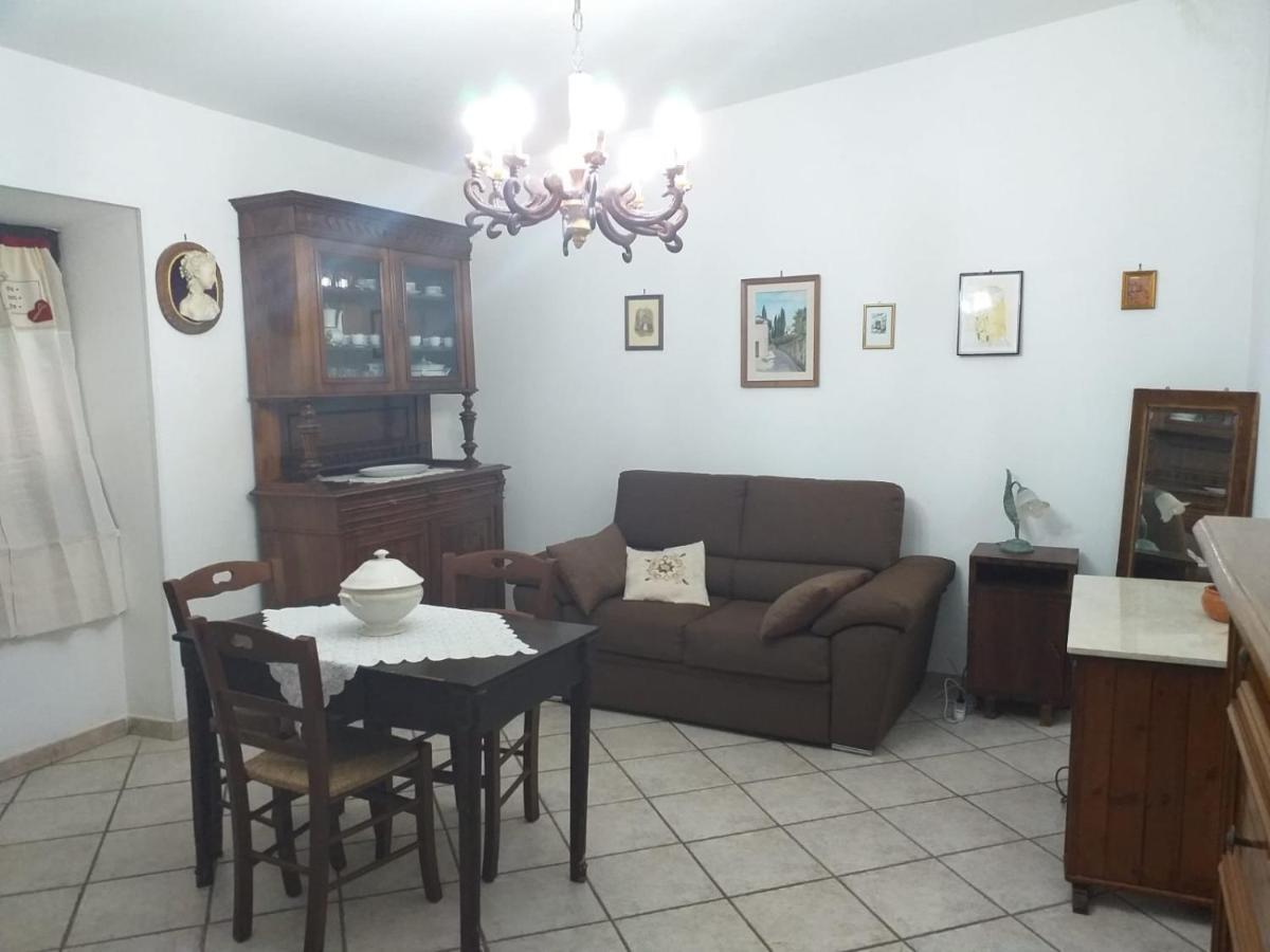 דירות Sezze La Casa Di Lina מראה חיצוני תמונה