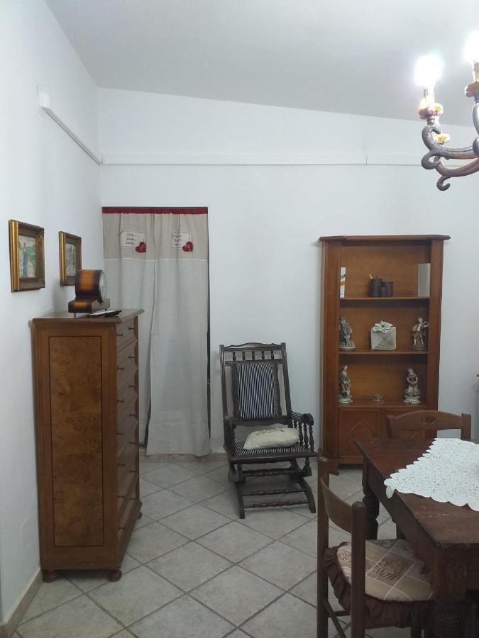 דירות Sezze La Casa Di Lina מראה חיצוני תמונה